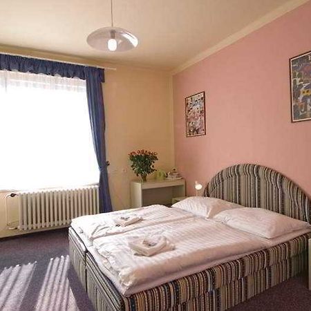 Hotel Stirka Praha Ruang foto